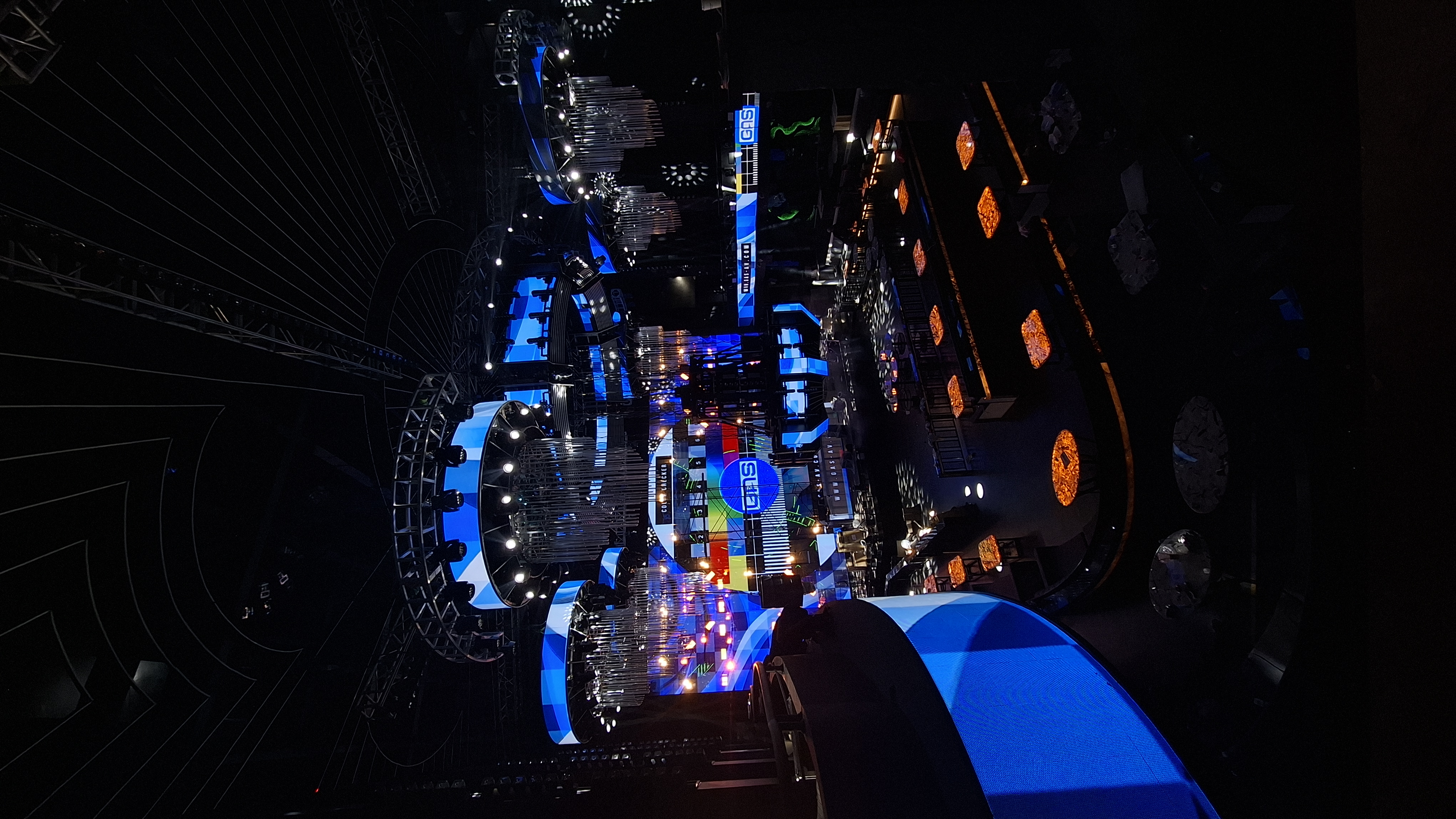 UNSEEN BEYOND THE MAGICAL ONYX - Solusi Visual & Lighting Terintegrasi